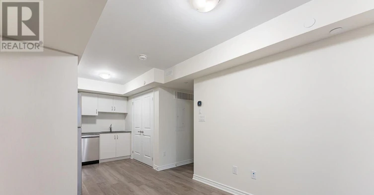 407-2789 Eglinton Avenue E, Toronto, ON, M1J 0B3 - 2