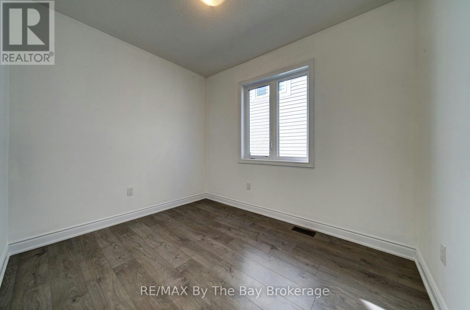 15 Union Boulevard, Wasaga Beach, ON, L9Z 0M6 - 18