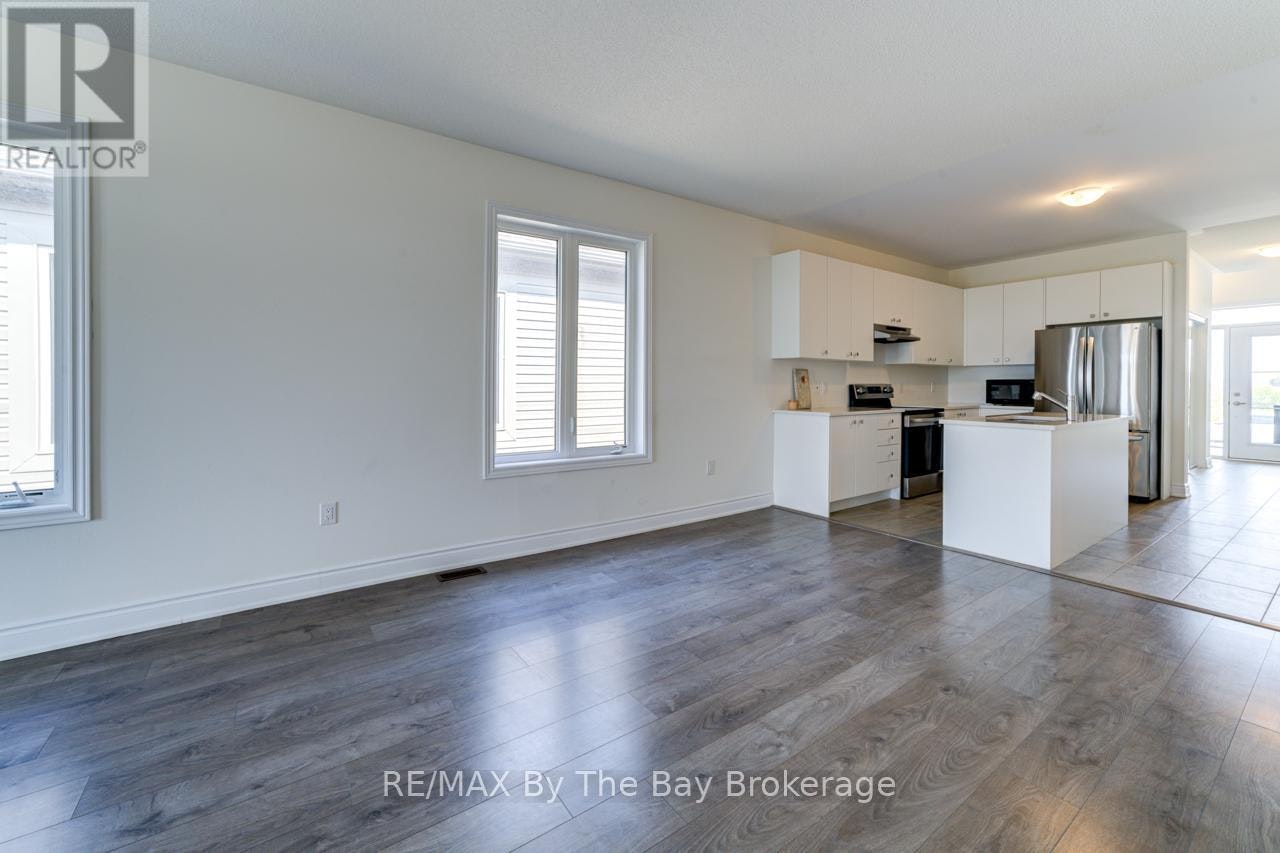 15 Union Boulevard, Wasaga Beach, ON, L9Z 0M6 - 16