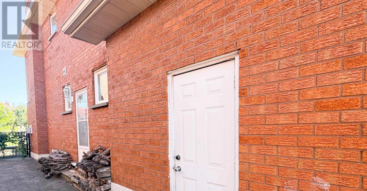BSMT-300 Belview Avenue, Vaughan, ON, L4L 7V7 - 2