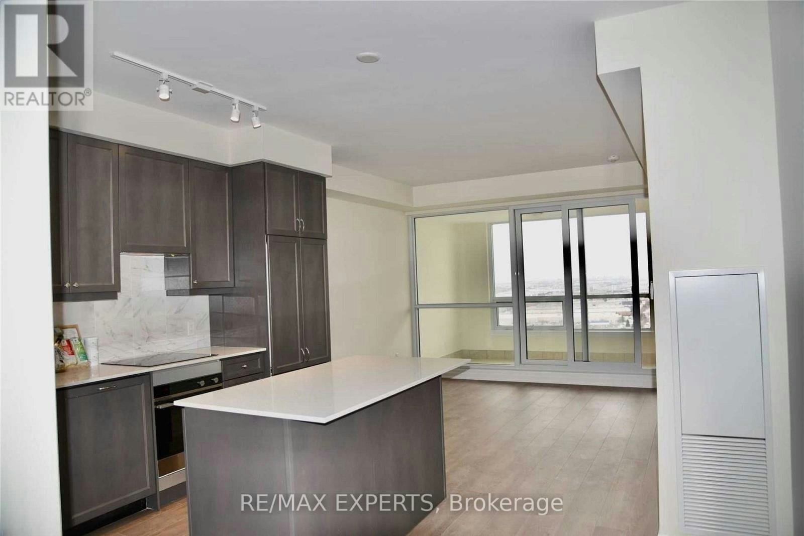 2307-9075 Jane Street, Vaughan, ON, L4K 0L7
