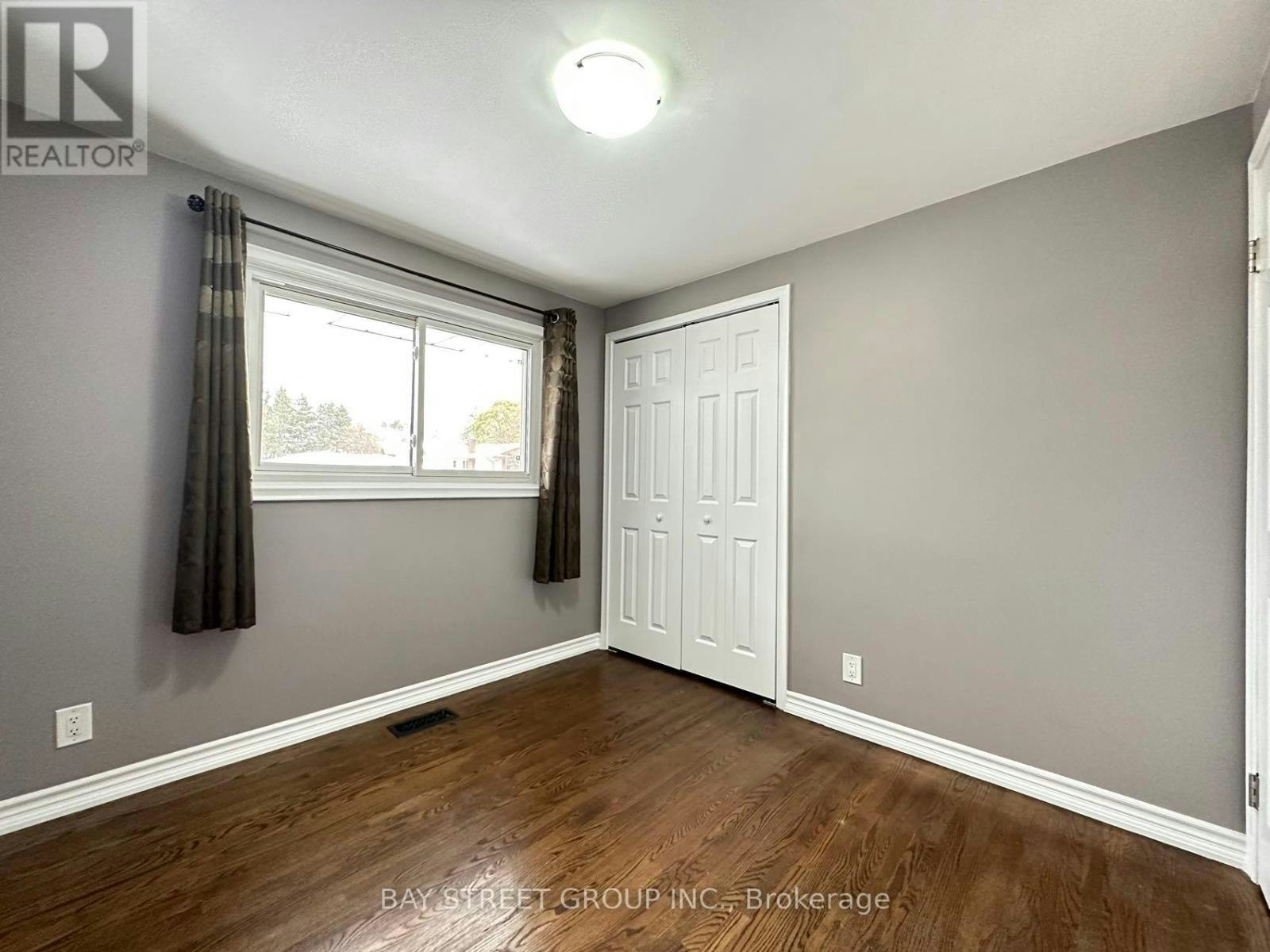 49 Howland Drive, Kitchener, ON, N2E 1G4 - 9