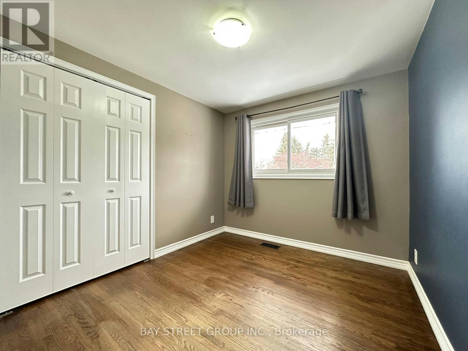 49 Howland Drive, Kitchener, ON, N2E 1G4 - 8