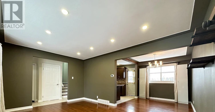 49 Howland Drive, Kitchener, ON, N2E 1G4 - 4