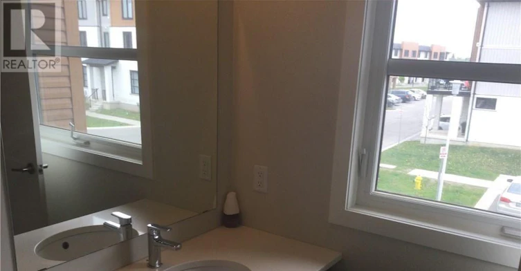 977-977 Village Square WEST, London, ON, N6H 0J7 - 18