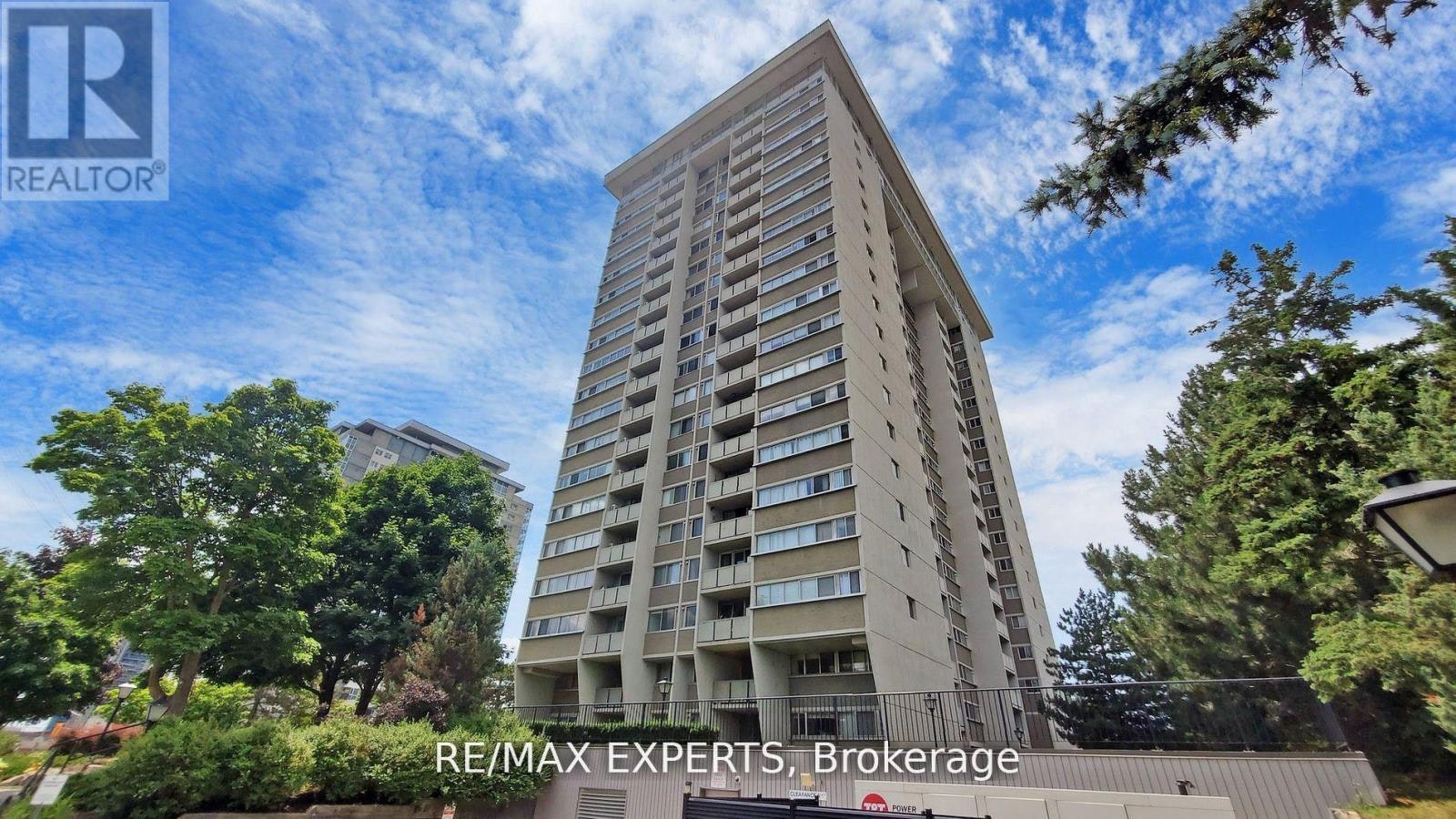 407-375 King Street N, Waterloo, ON, N2J 4L6 - 2
