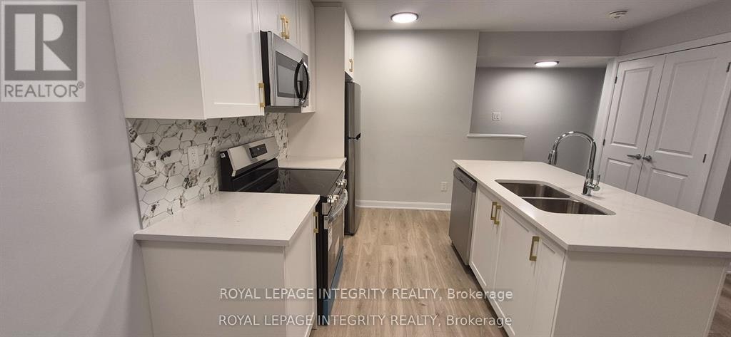 8-401 Glenroy Gilbert Drive, Ottawa, ON, K2J 7N7 - 3