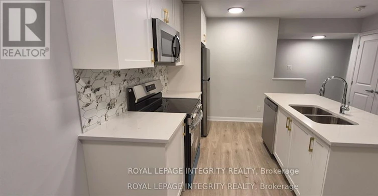 8-401 Glenroy Gilbert Drive, Ottawa, ON, K2J 7N7 - 3