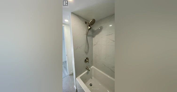 C-395 Gladstone Avenue, Ottawa, ON, K2P 0Y9 - 10