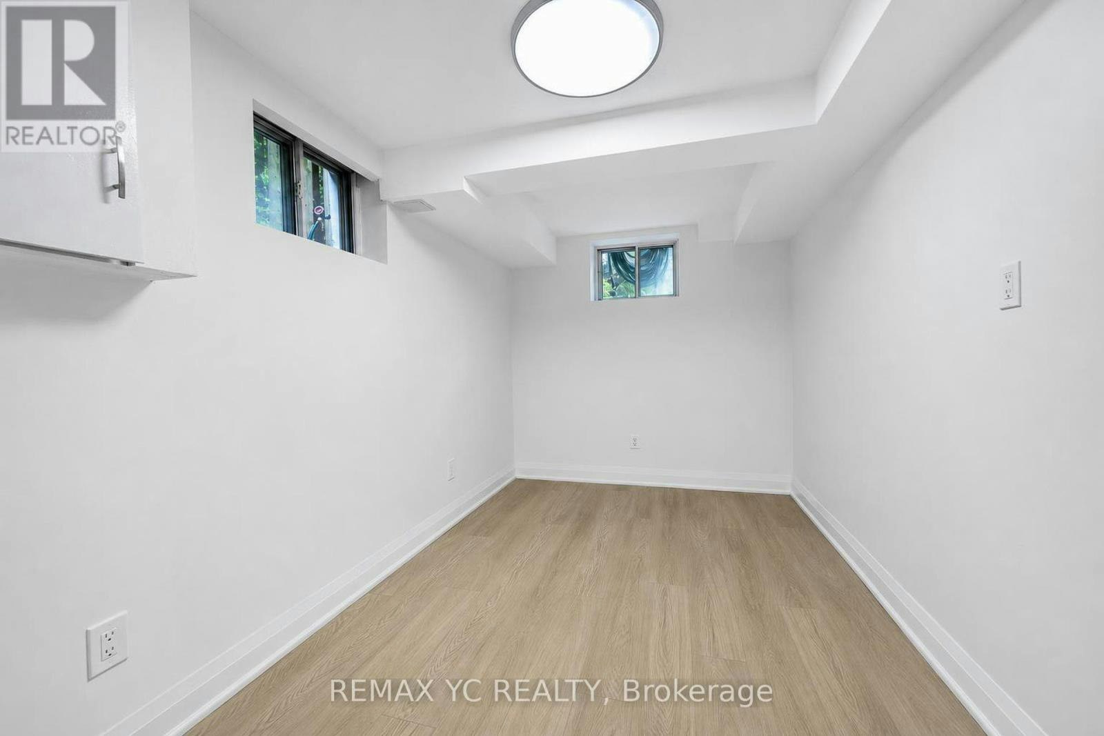 425 Broadway Avenue, Toronto, ON, M4G 2R3 - 30