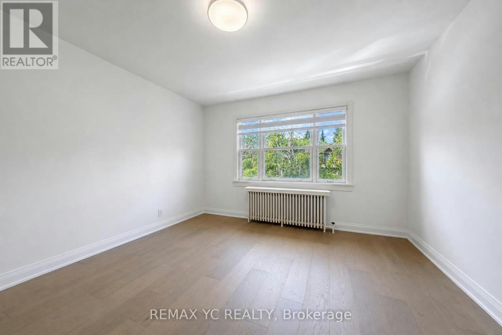 425 Broadway Avenue, Toronto, ON, M4G 2R3 - 16
