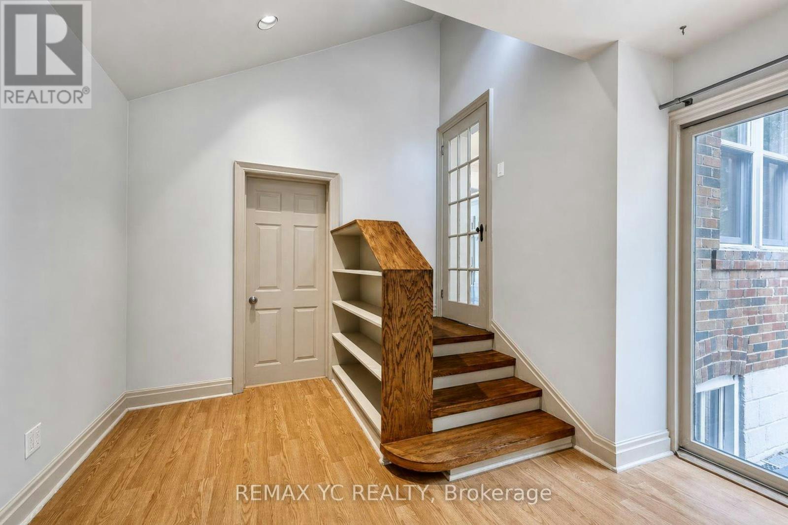425 Broadway Avenue, Toronto, ON, M4G 2R3 - 13
