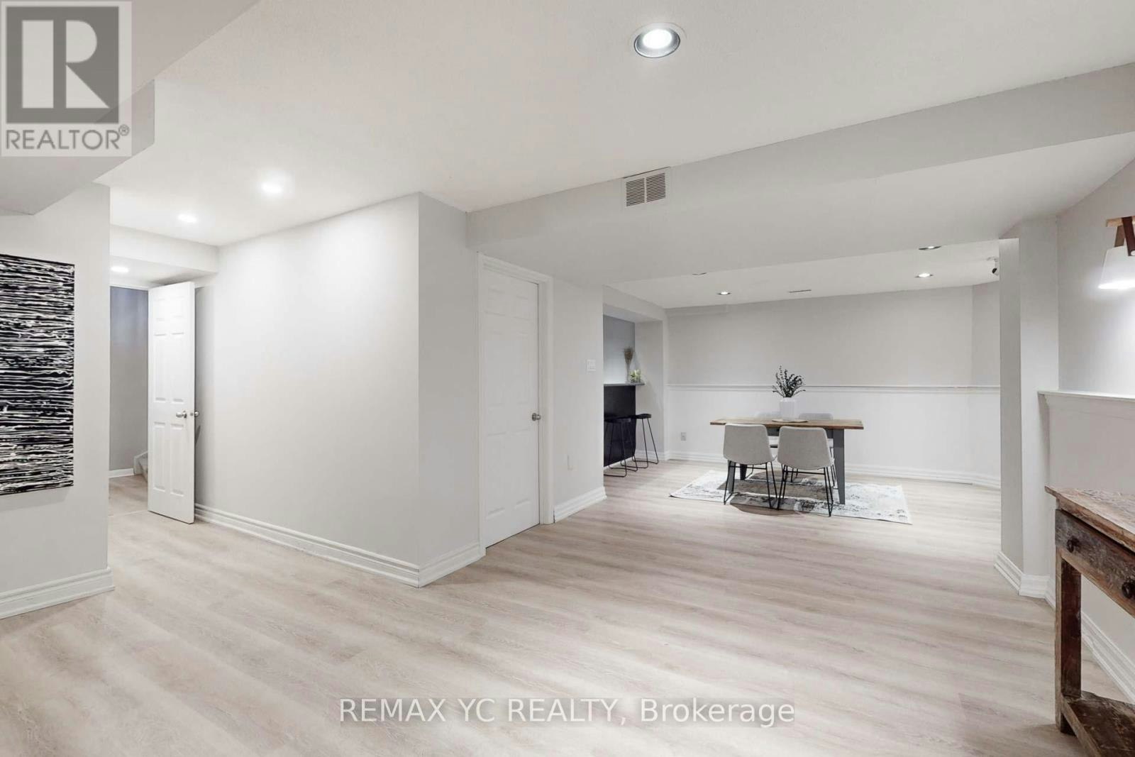 LOWER-4 Theobalds Circle, Richmond Hill, ON, L4C 9E3 - 6