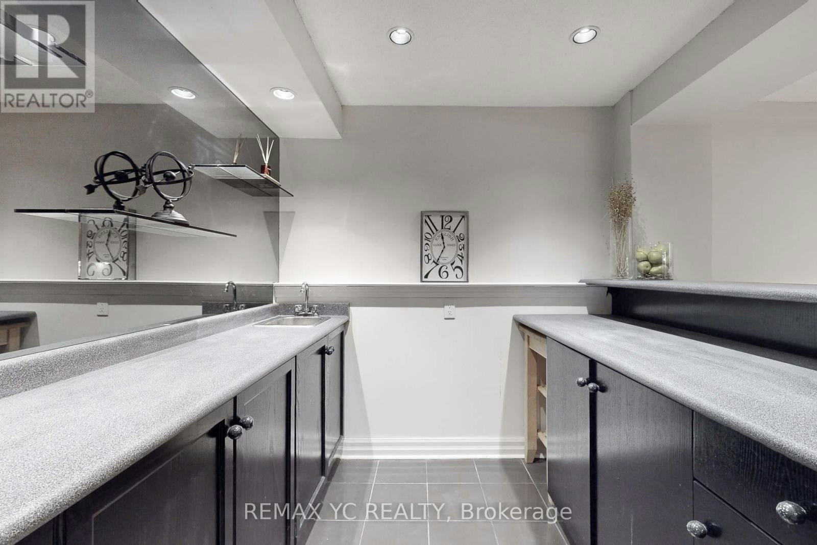 LOWER-4 Theobalds Circle, Richmond Hill, ON, L4C 9E3 - 9