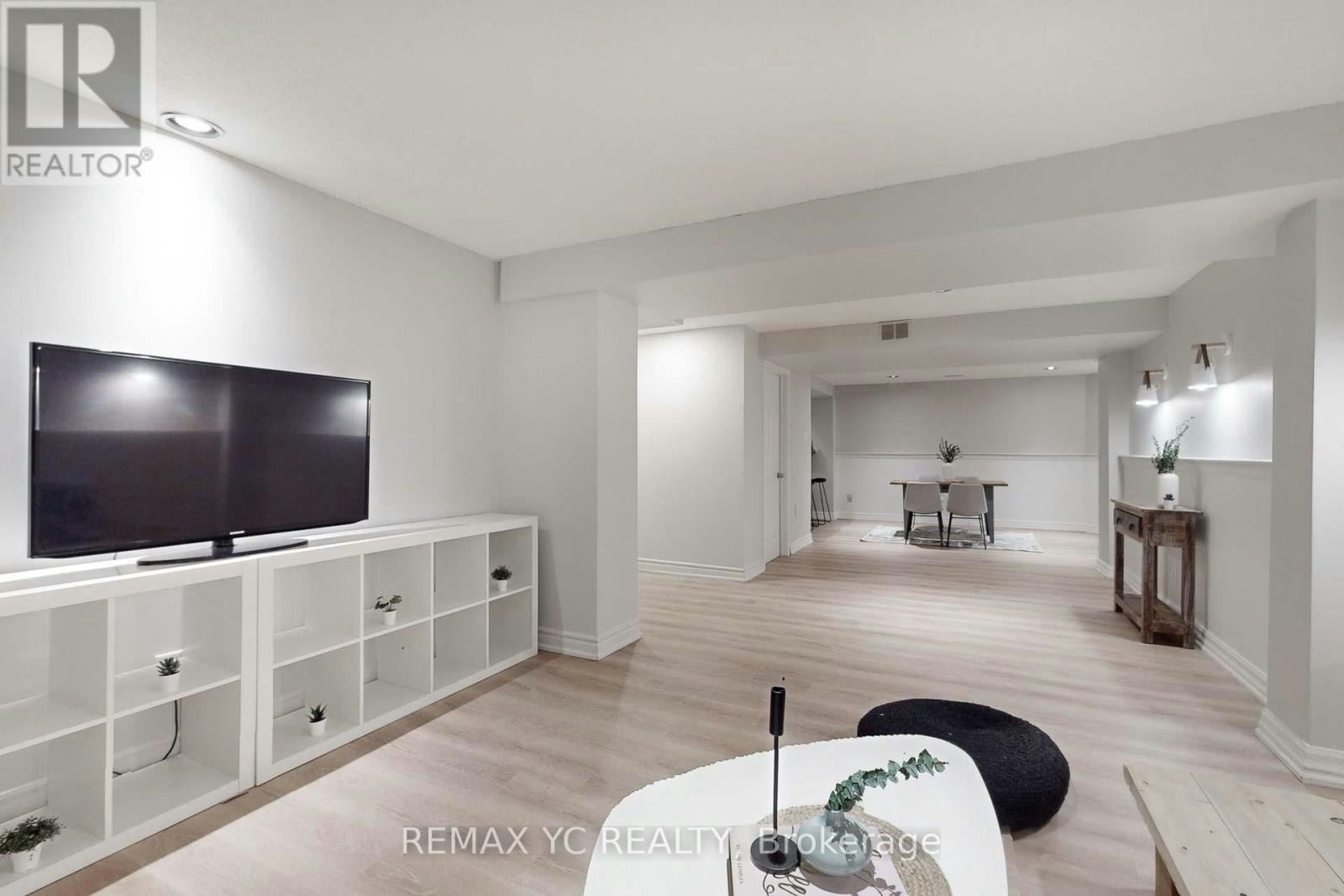 LOWER-4 Theobalds Circle, Richmond Hill, ON, L4C 9E3 - 4