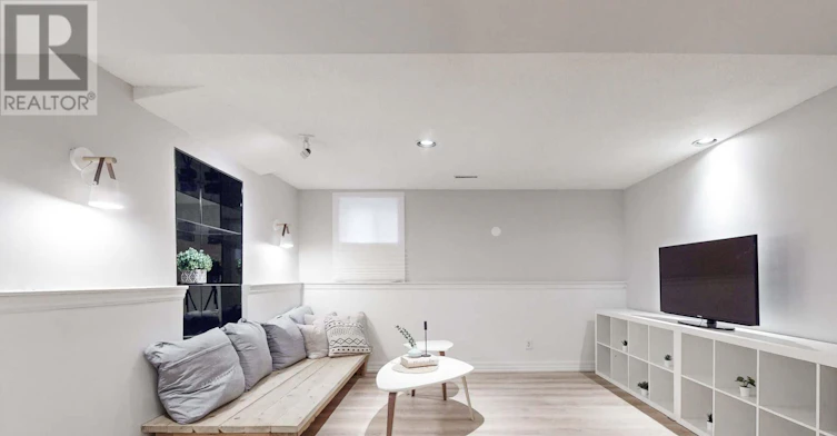 LOWER-4 Theobalds Circle, Richmond Hill, ON, L4C 9E3 - 5