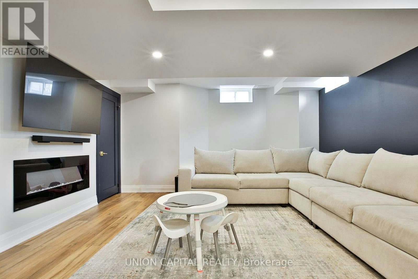 50 Christian Ritter Drive, Markham, ON, L6C 0W1 - 40