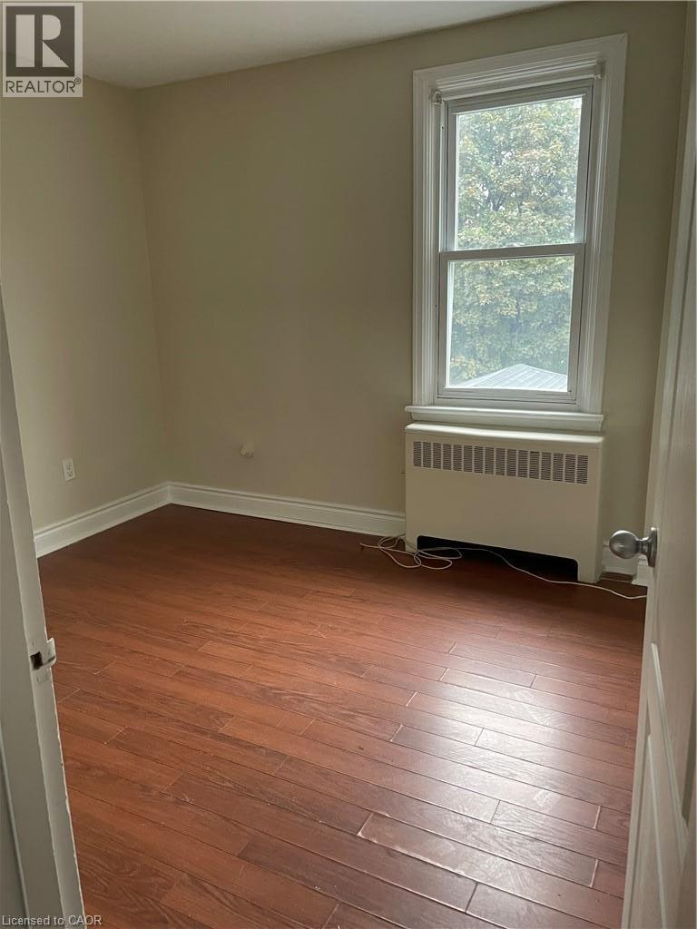 Upper-225 14th Street EAST, Hamilton, ON, L9A 4B7 - 13