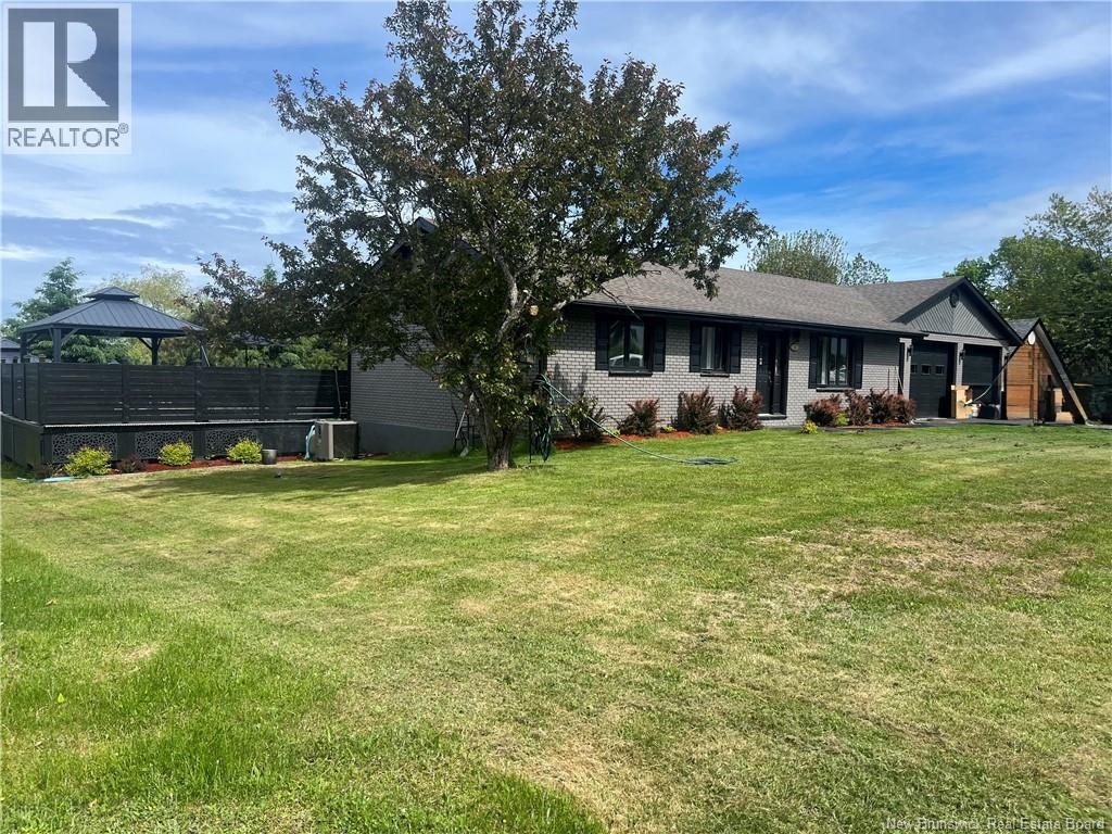 107 Taylor, Dalhousie, NB, E8C 2N3