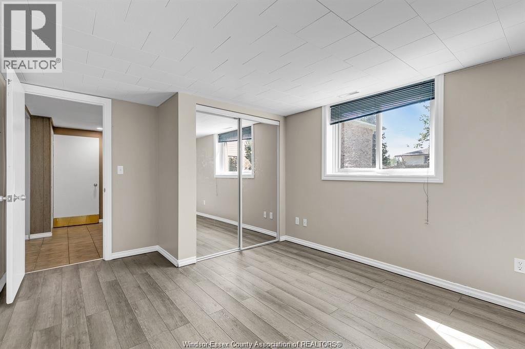 490 Kenwood, Lasalle, ON, N9G 2M1 - 24