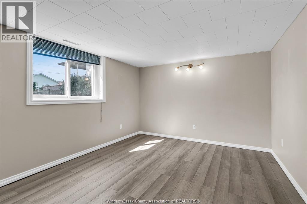 490 Kenwood, Lasalle, ON, N9G 2M1 - 23