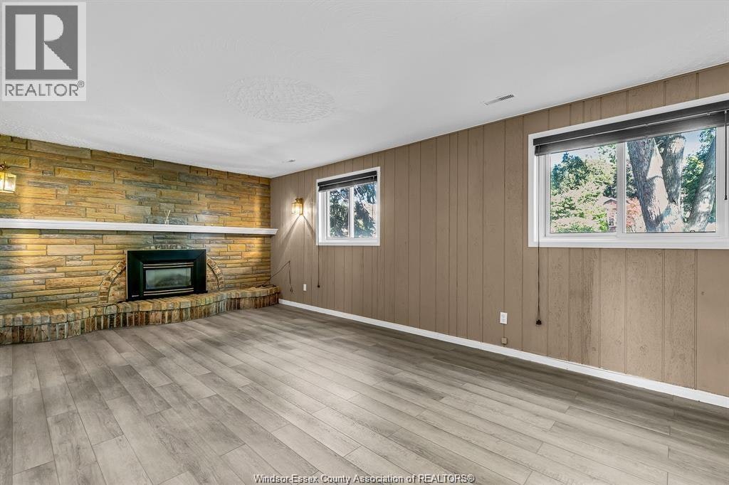 490 Kenwood, Lasalle, ON, N9G 2M1 - 21