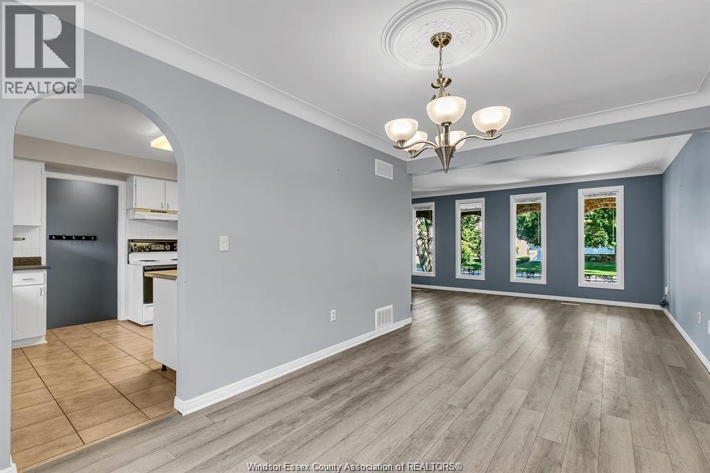 490 Kenwood, Lasalle, ON, N9G 2M1 - 8