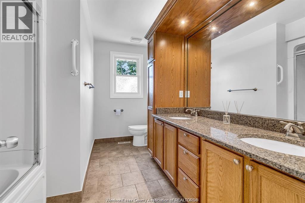 490 Kenwood, Lasalle, ON, N9G 2M1 - 17