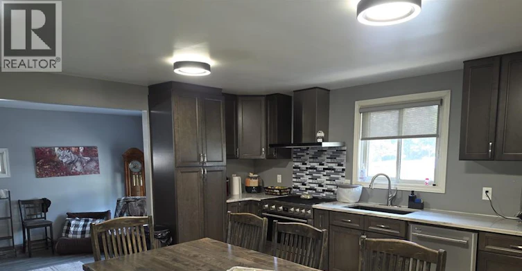 MAIN-1282 Stuart Boulevard, Lasalle, ON, N9J 1Y4 - 6
