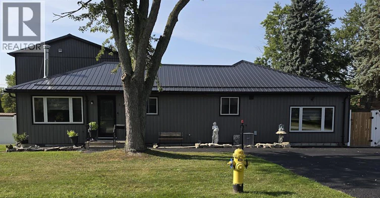 MAIN-1282 Stuart Boulevard, Lasalle, ON, N9J 1Y4 - 17