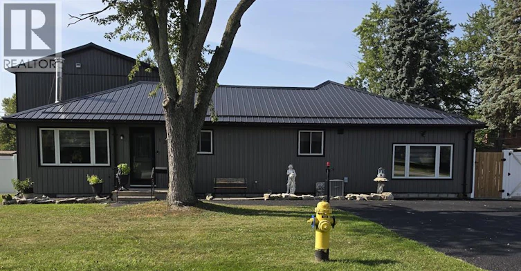 MAIN-1282 Stuart Boulevard, Lasalle, ON, N9J 1Y4 - 18