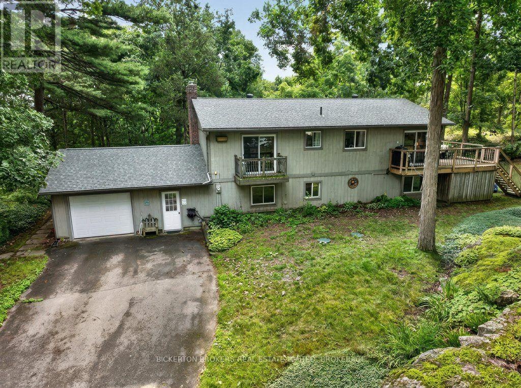 237 Old River Road, Leeds and the Thousand Islands, ON, K0E 1R0