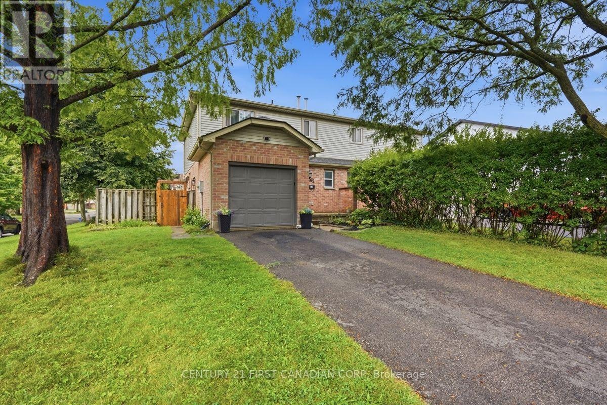 242 Martinet Avenue, London, ON, N5V 4B2