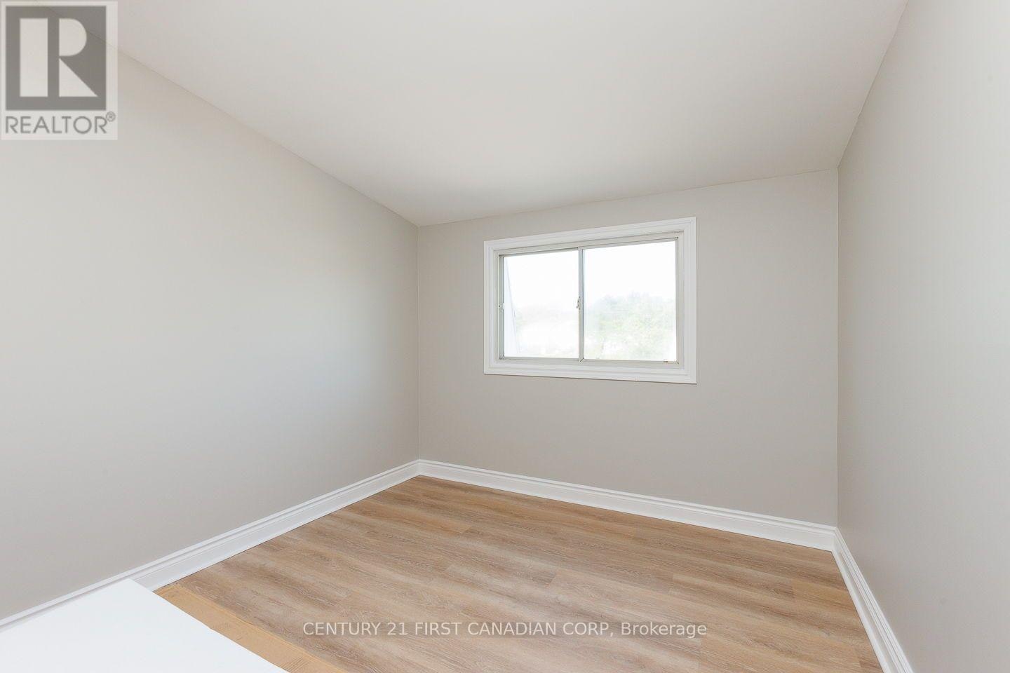 16-40 Fairfax Court, London, ON, N6G 3Y3 - 29