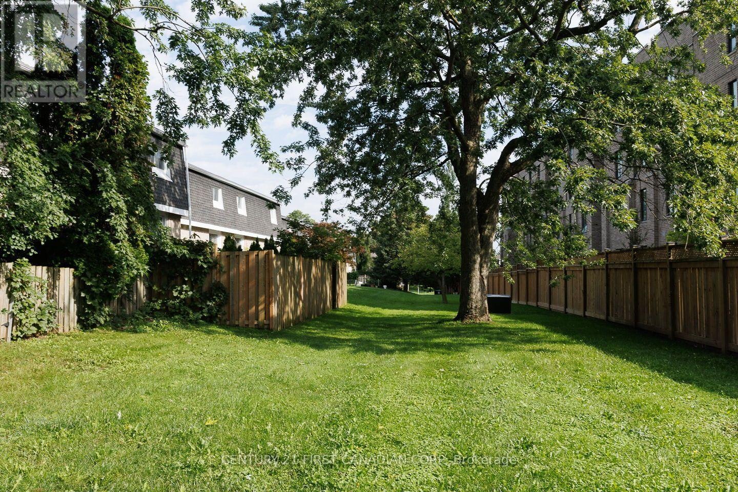 16-40 Fairfax Court, London, ON, N6G 3Y3 - 40
