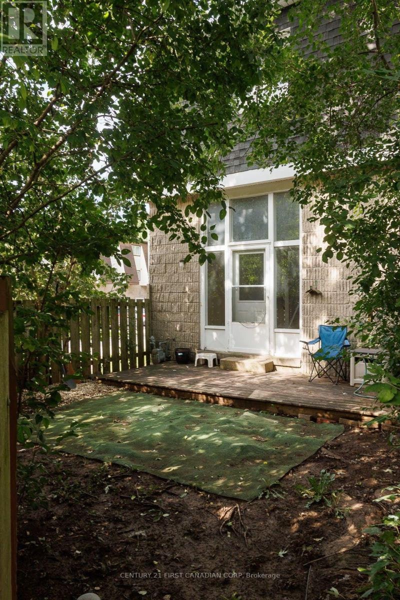 16-40 Fairfax Court, London, ON, N6G 3Y3 - 33
