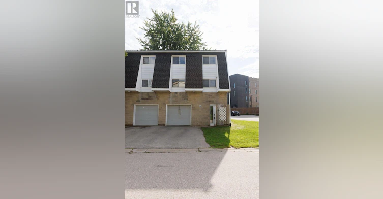 16-40 Fairfax Court, London, ON, N6G 3Y3 - 3