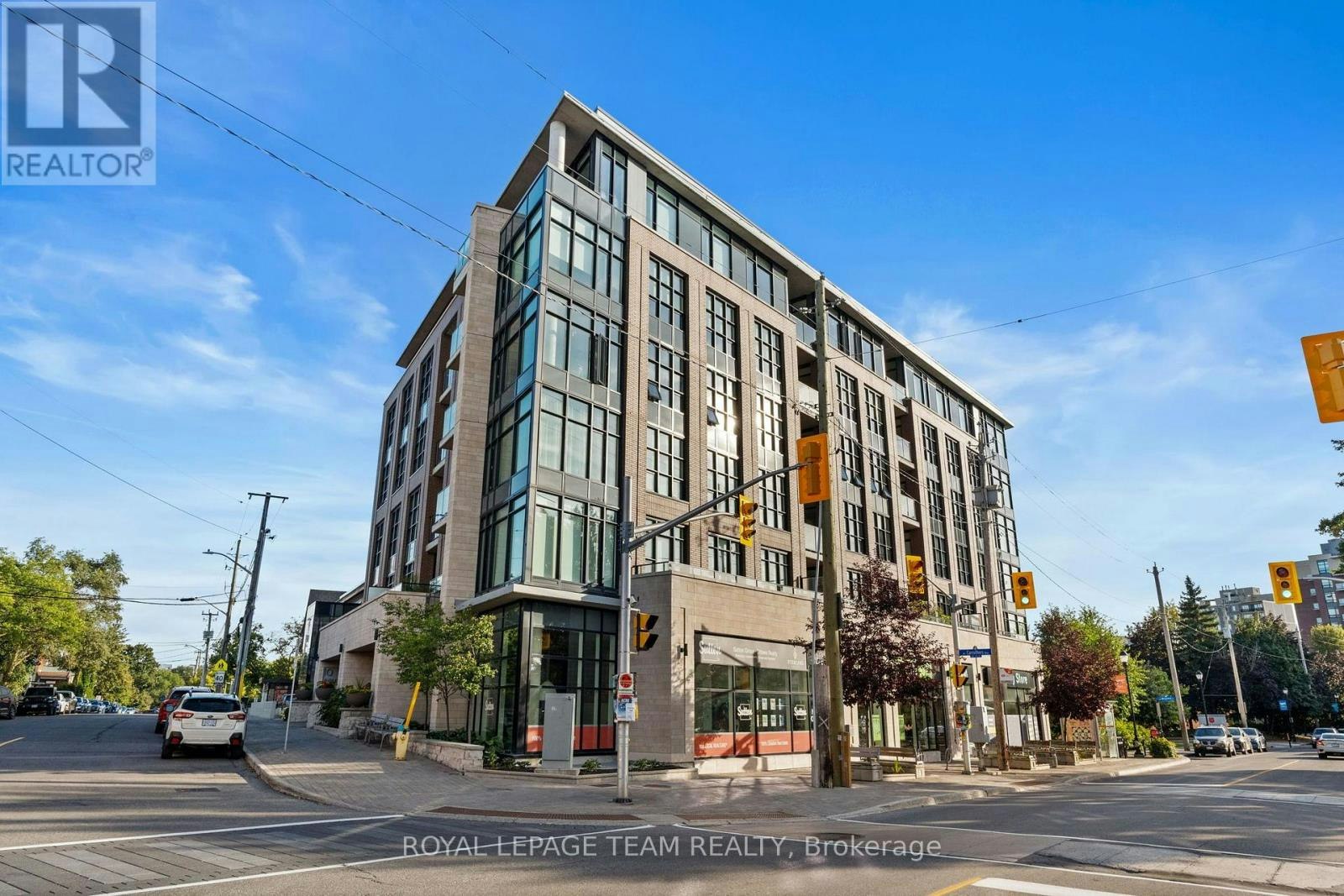 304-10 Rosemount Avenue, Ottawa, ON, K1Y 2Z3