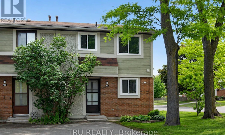16-164 Barrow Crescent