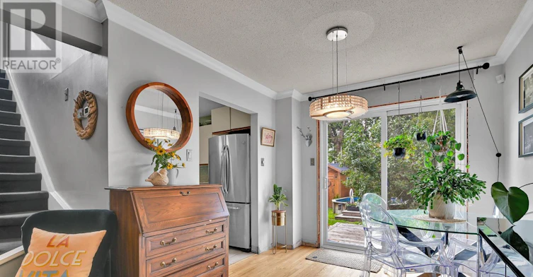 2153 East Acres Road, Ottawa, ON, K1J 9A6 - 7