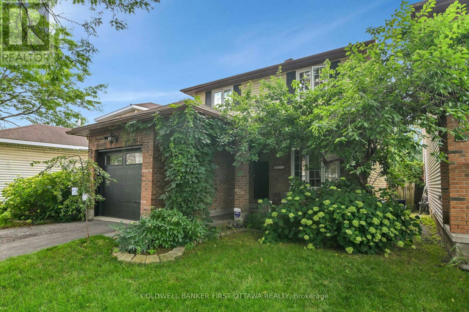 2153 East Acres Road, Ottawa, ON, K1J 9A6 - 2
