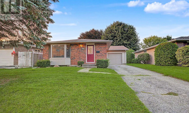 34 Centennial Avenue