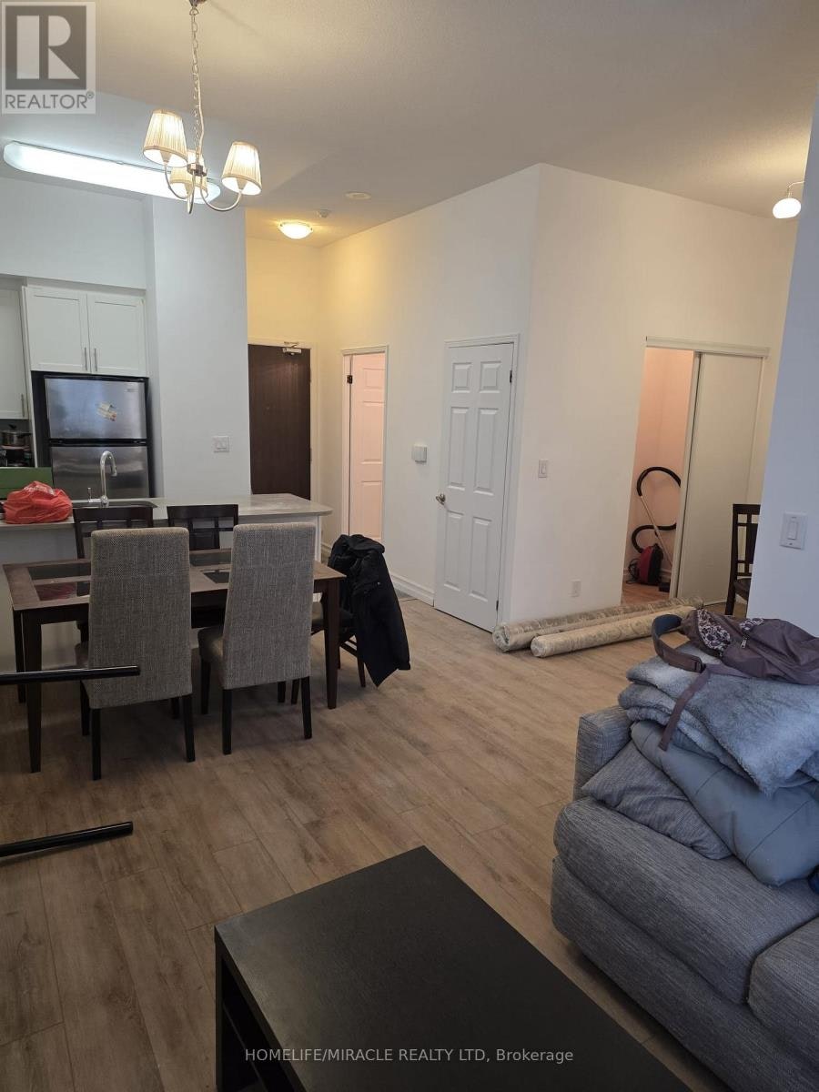 102-35 Hollywood Avenue, Toronto, ON, M2N 0A9 - 4