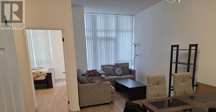 102-35 Hollywood Avenue, Toronto, ON, M2N 0A9