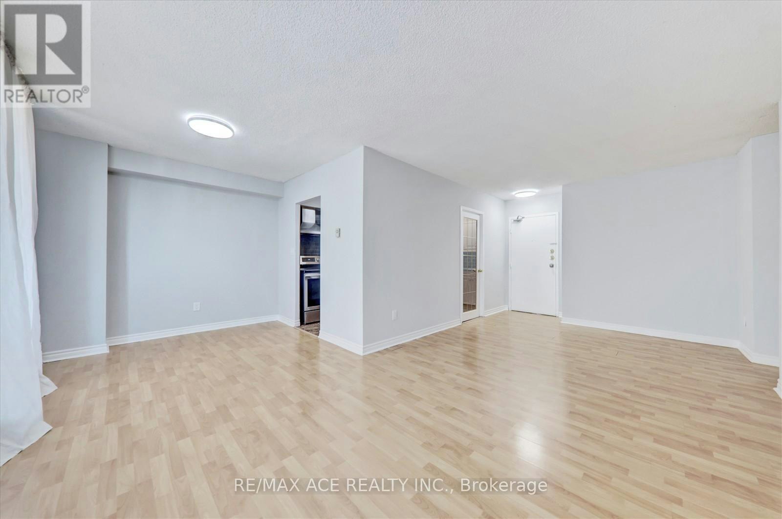 1204-1250 Bridletowne Circle, Toronto, ON, M1W 2V1 - 15