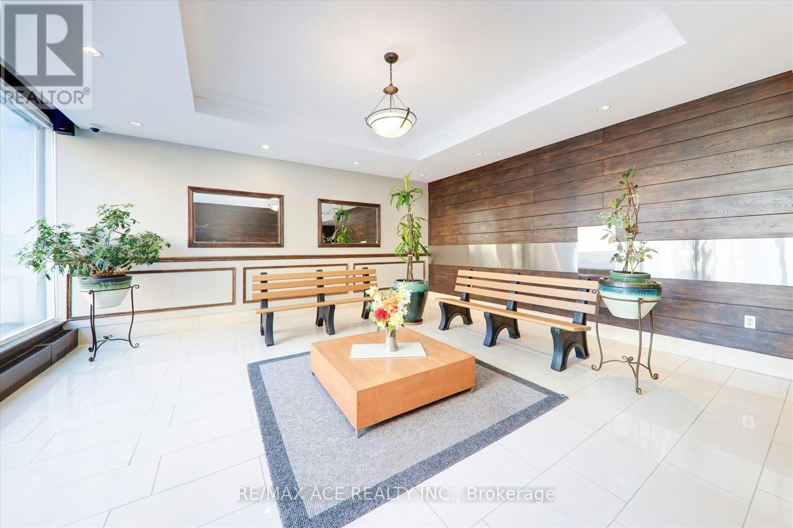 1204-1250 Bridletowne Circle, Toronto, ON, M1W 2V1 - 9