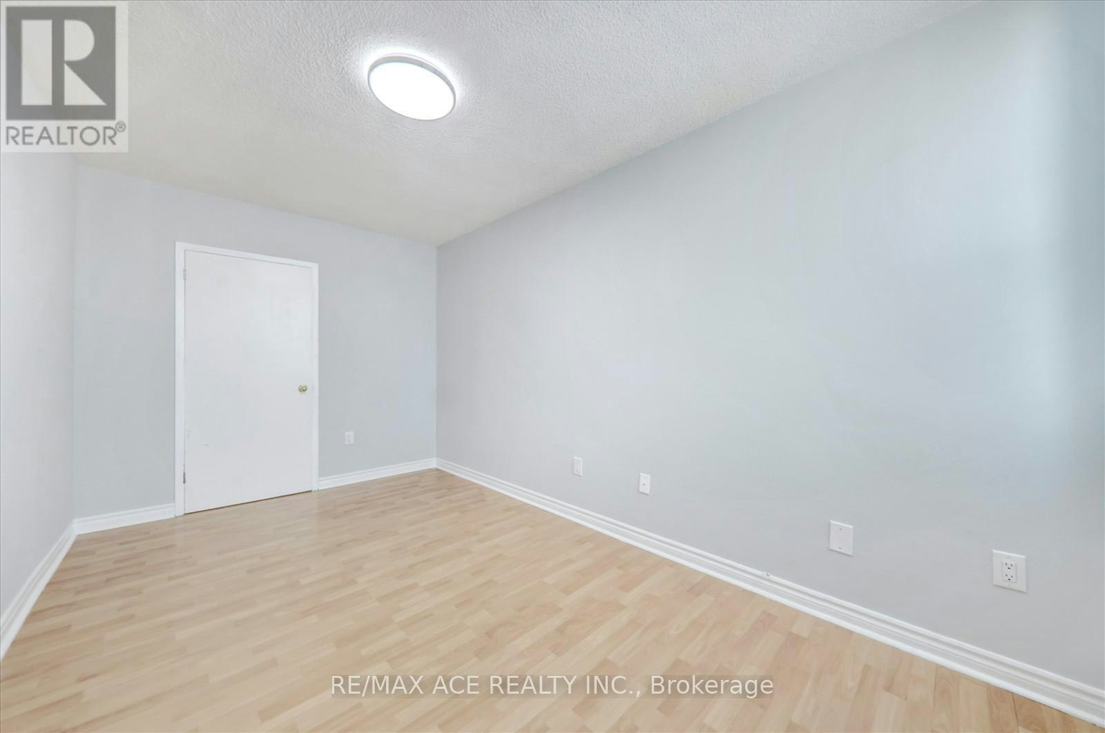1204-1250 Bridletowne Circle, Toronto, ON, M1W 2V1 - 24