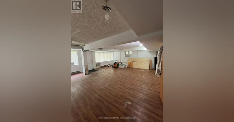 320 2nd Street E, Cornwall, ON, K6H 1Y9 - 39