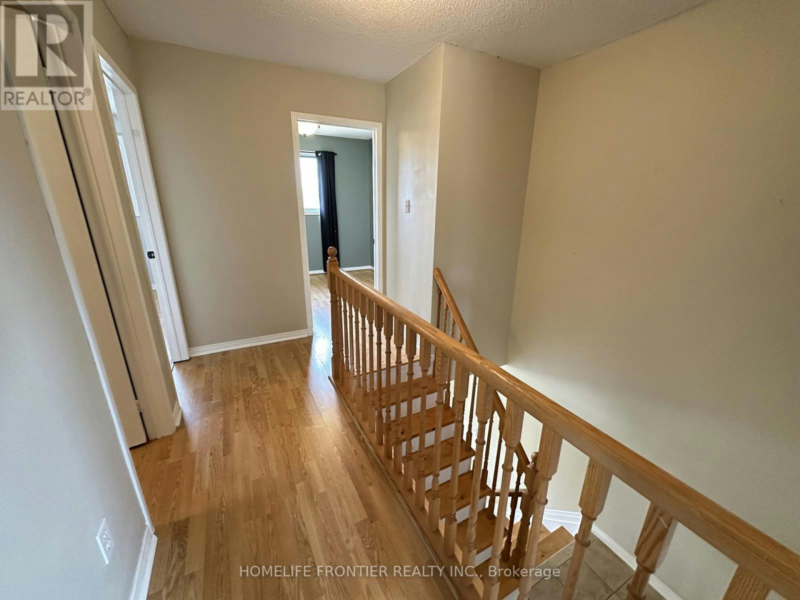 MAIN-53 Hattie Court, Georgina, ON, L4P 3Z8 - 10