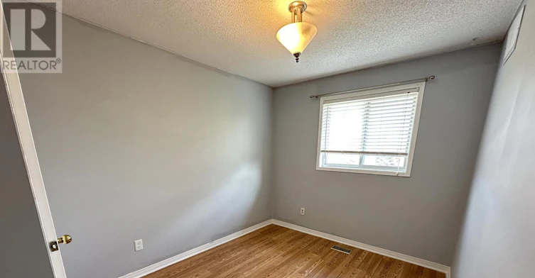MAIN-53 Hattie Court, Georgina, ON, L4P 3Z8 - 12